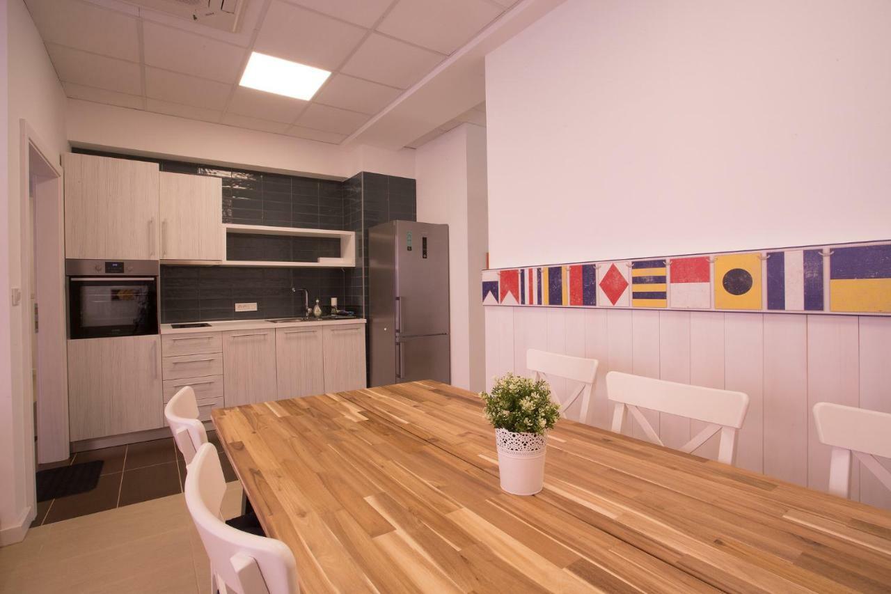 Downtown Beach Apartments 乌马格 外观 照片